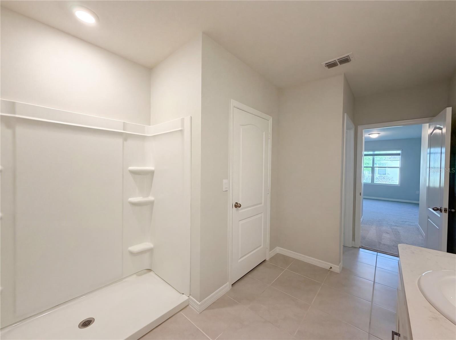 ELMWOOD - Residential