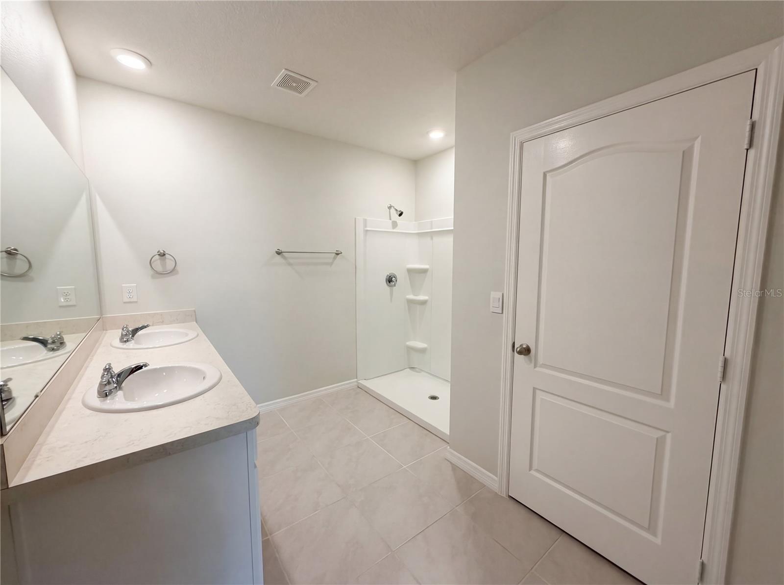 ELMWOOD - Residential