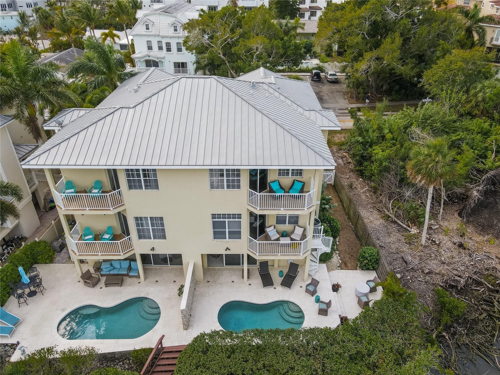 GRAND SIESTA 1 - Residential Income