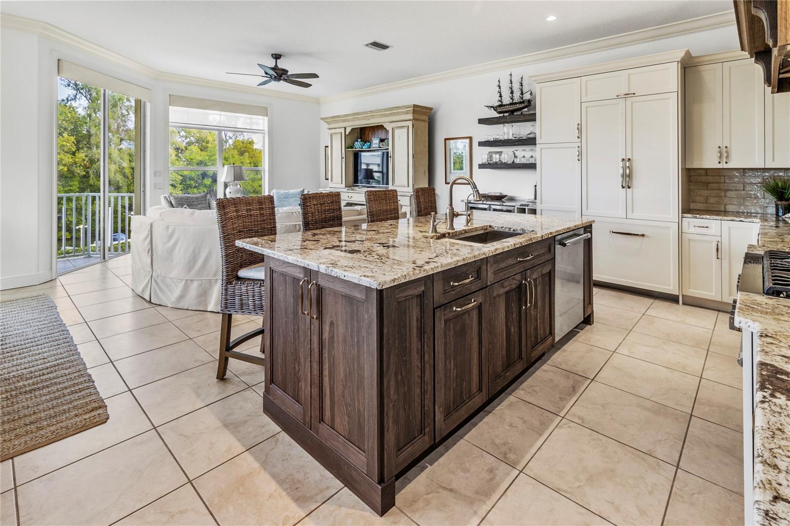 GRAND SIESTA 1 - Residential Income