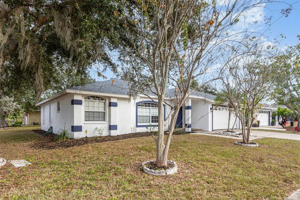 Photo of 4907 21st Way E, Bradenton, FL 34203 (MLS # TB8453172)