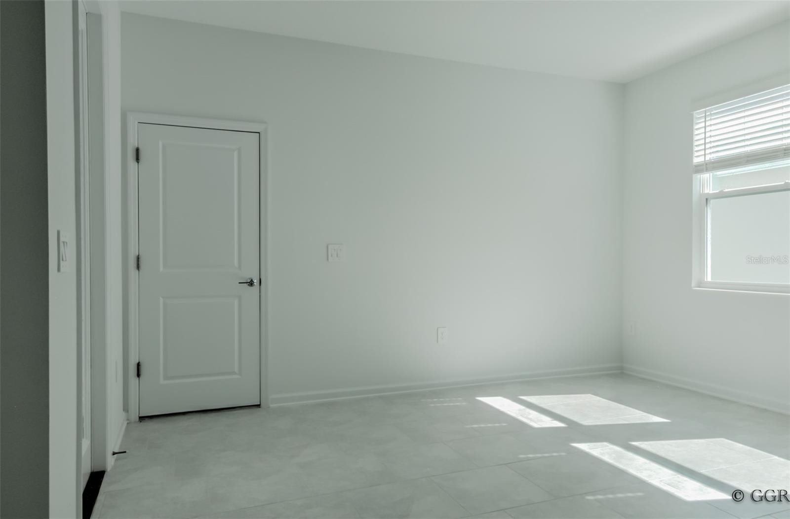 RHETTS RDG - Residential Lease