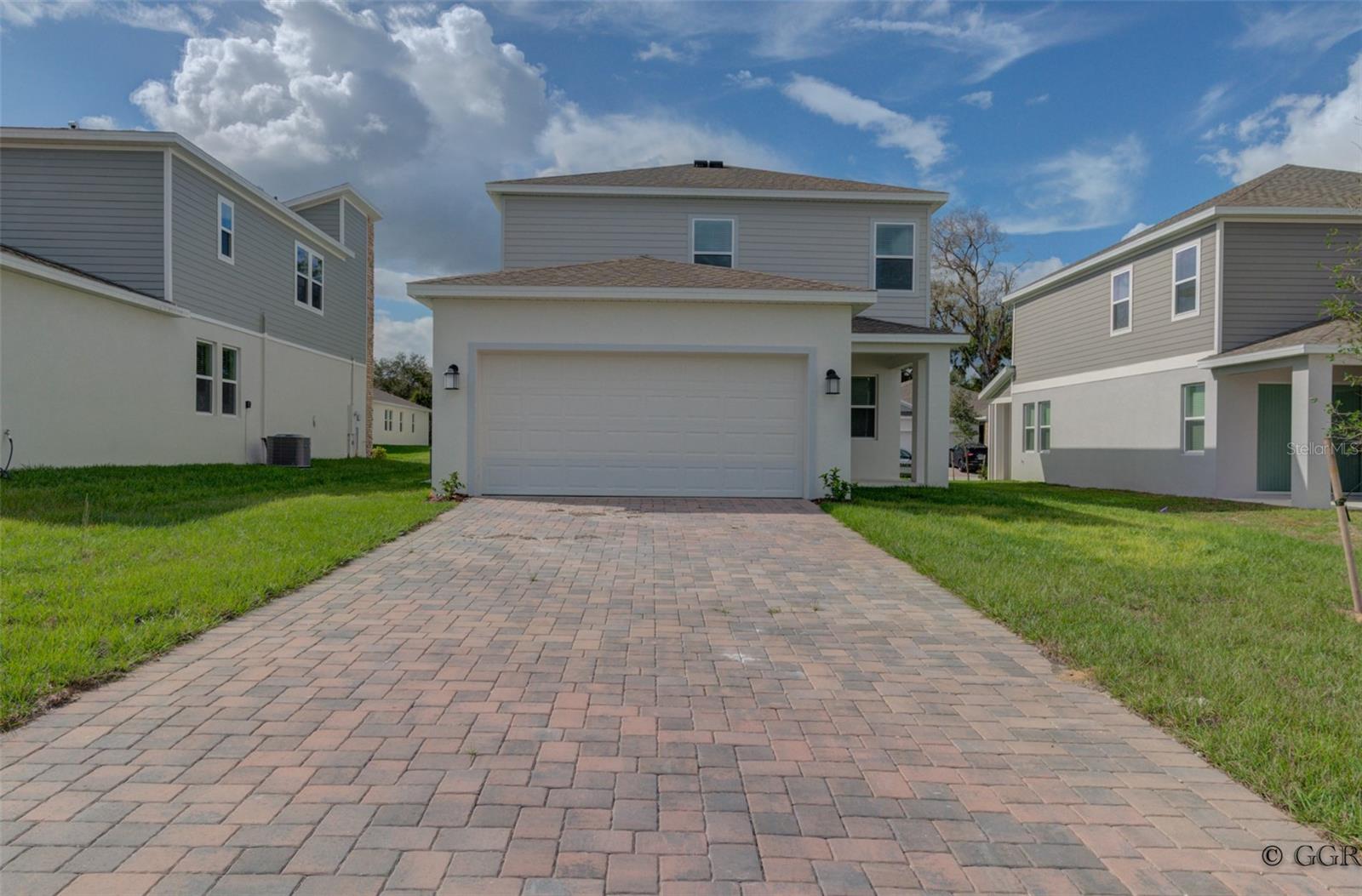 RHETTS RDG - Residential Lease