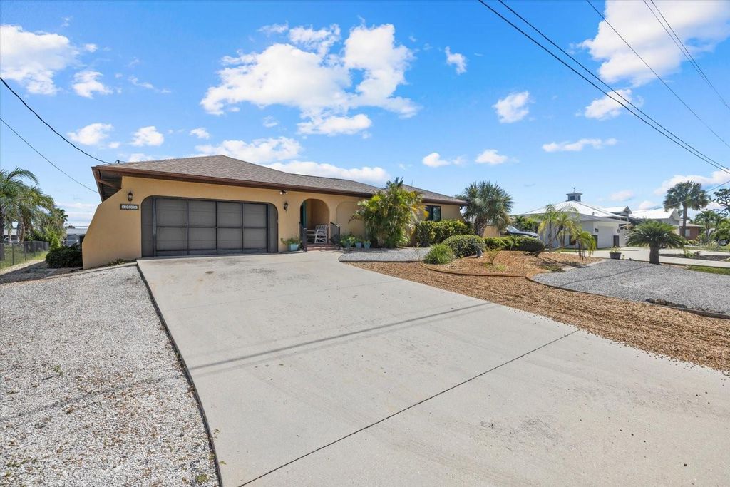 Photo of 1018 Lee Street, Englewood, FL 34224 (MLS # A4661473)