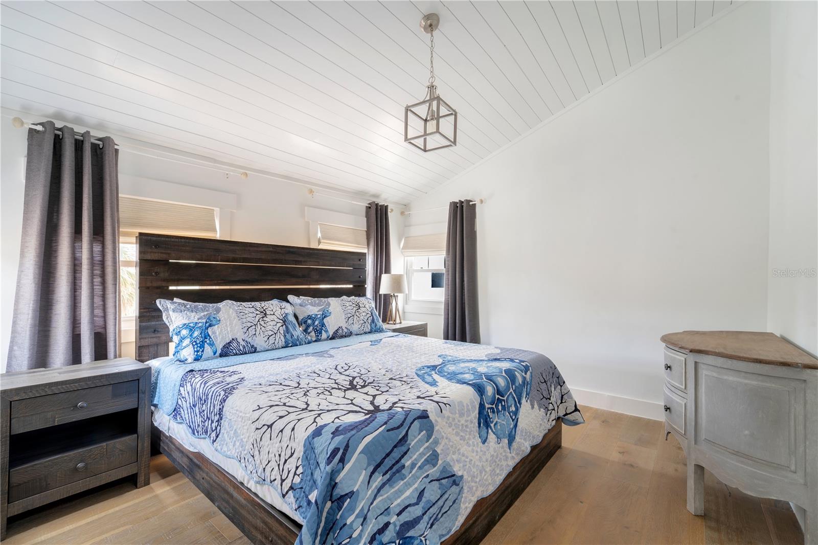 MOREY BEACH - Residential