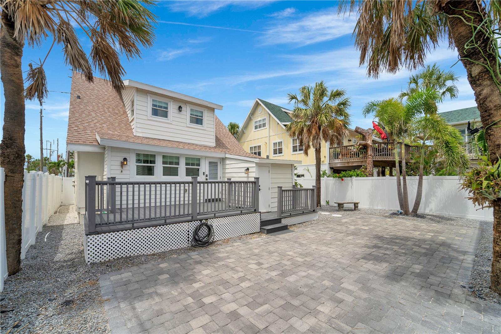 MOREY BEACH - Residential