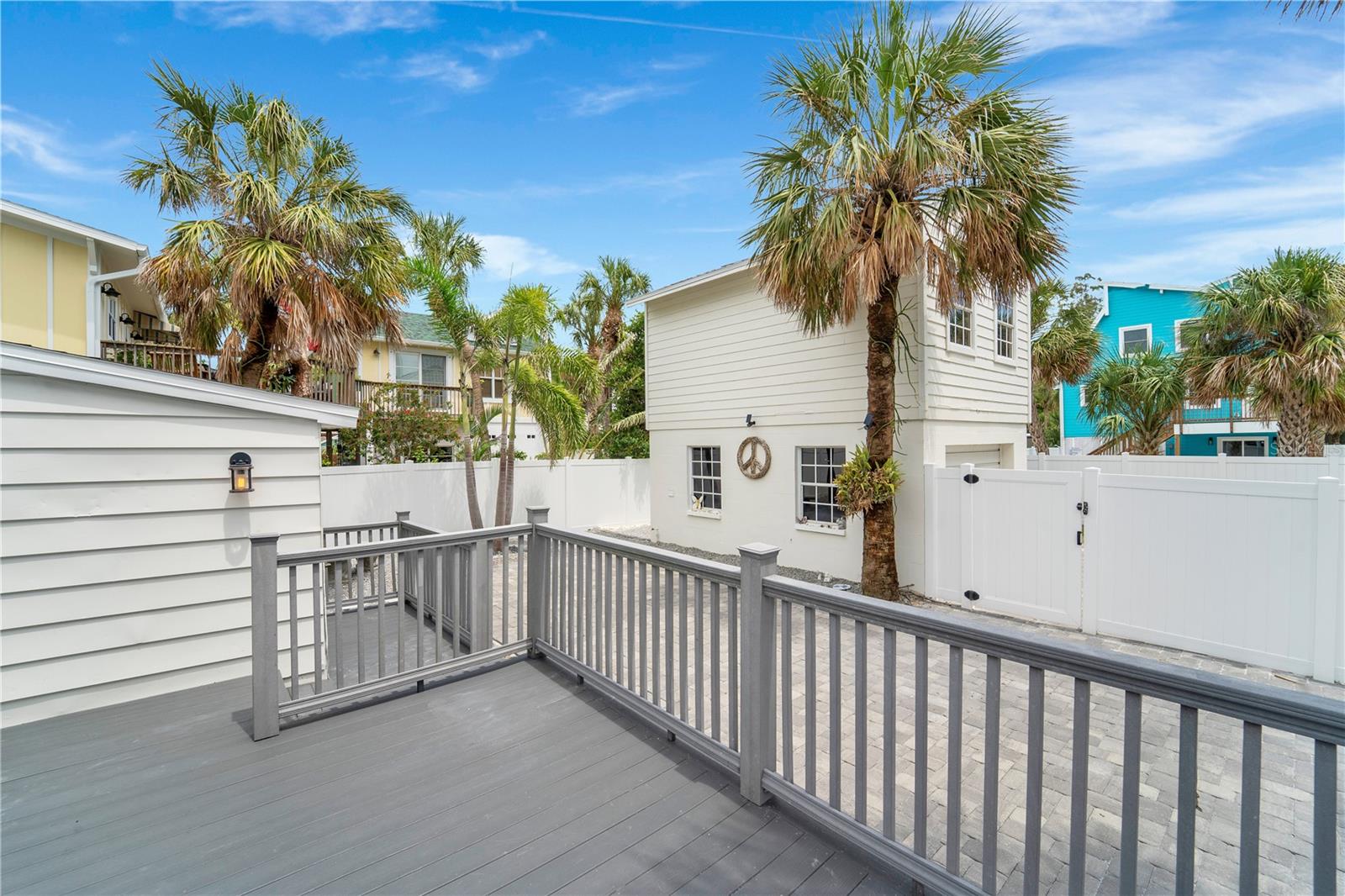 MOREY BEACH - Residential