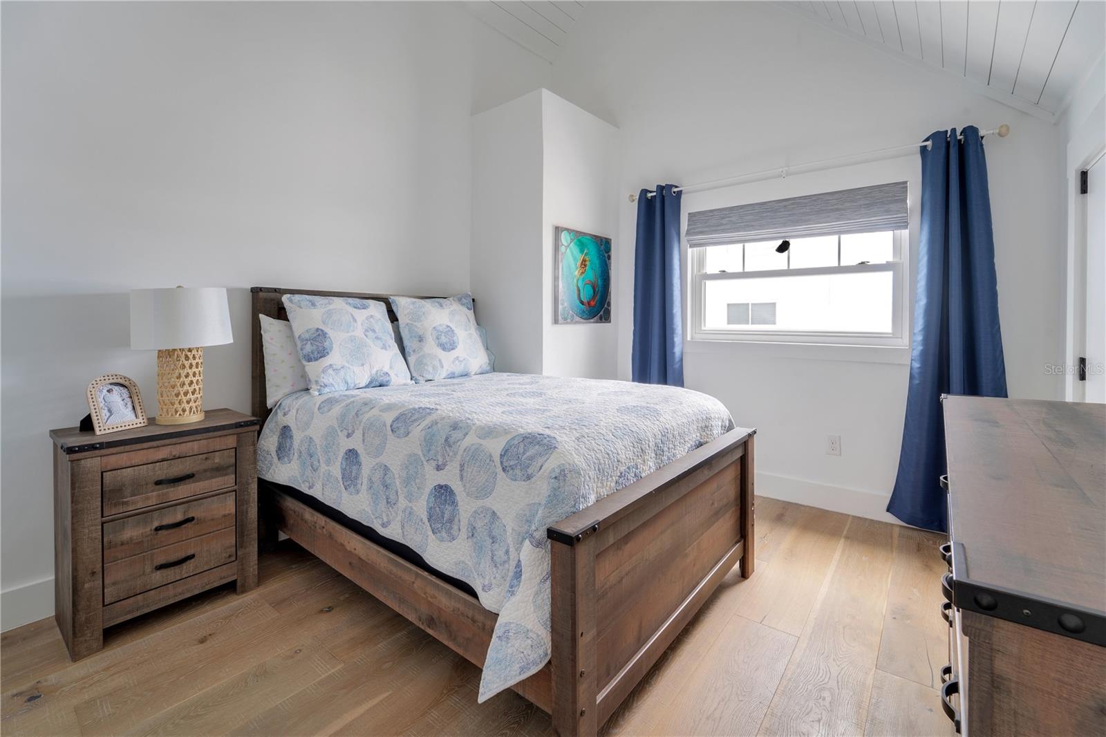 MOREY BEACH - Residential