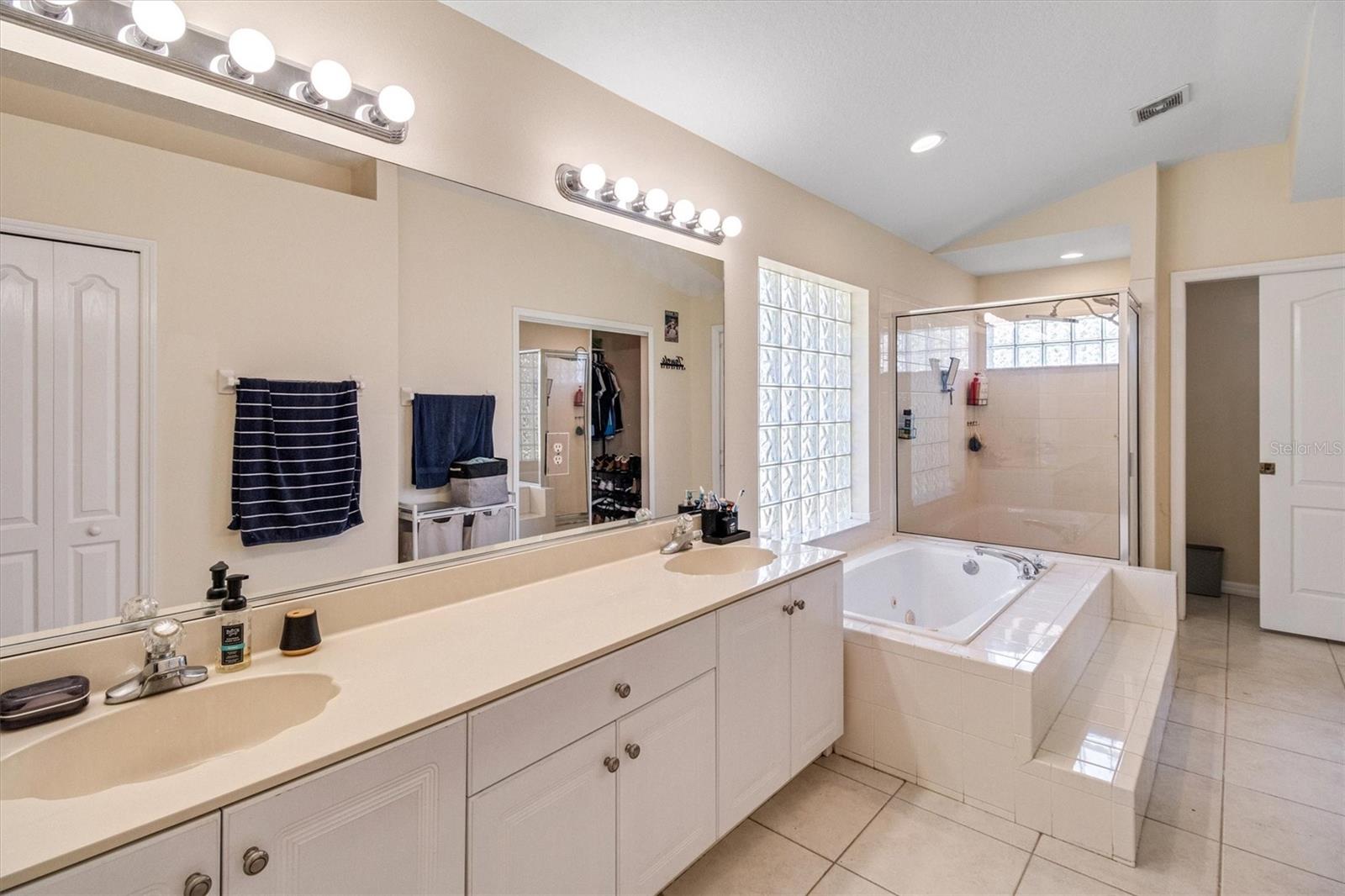 PALM COAST ROYAL PALMS SEC 33 - Residential