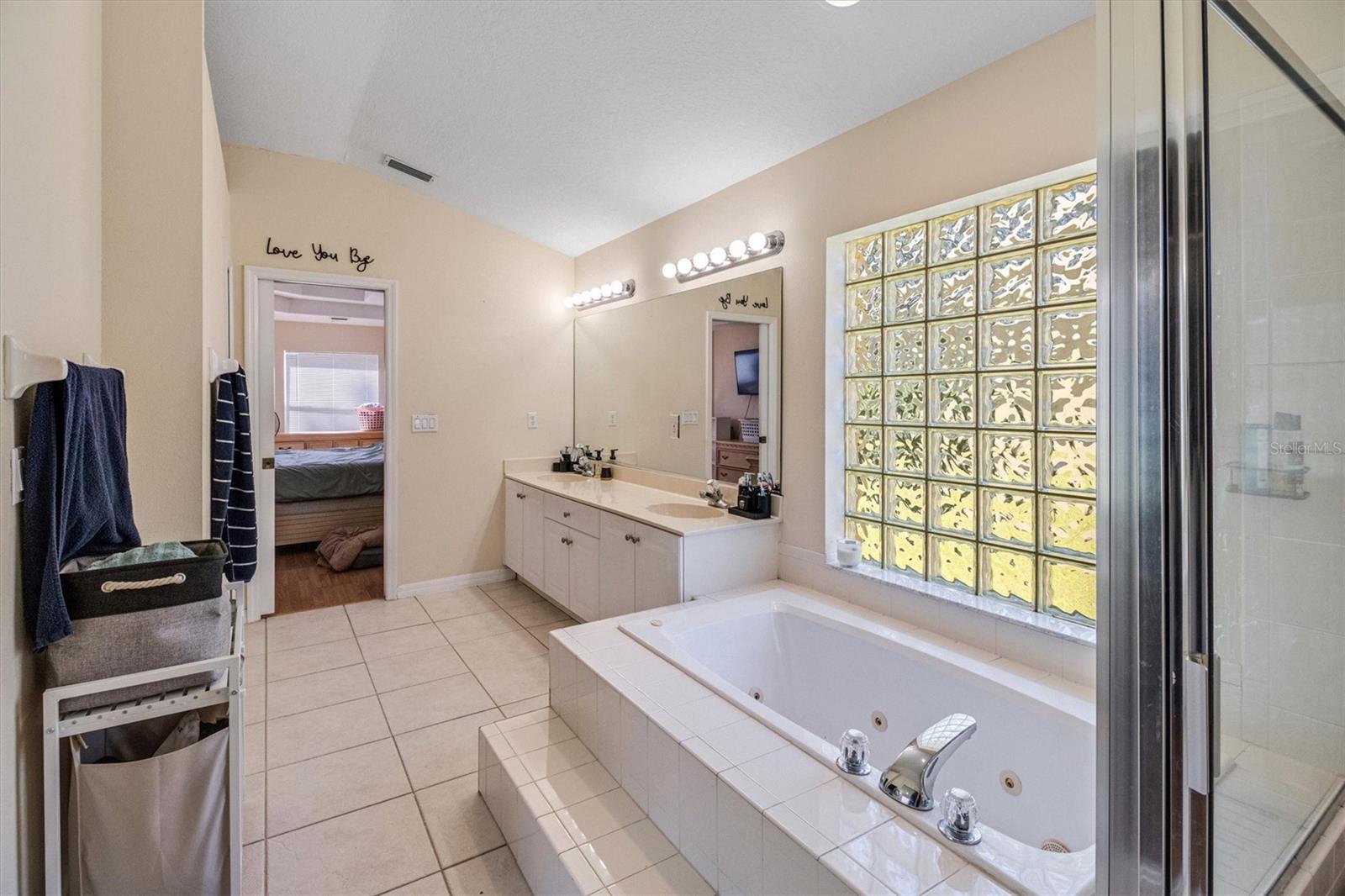 PALM COAST ROYAL PALMS SEC 33 - Residential