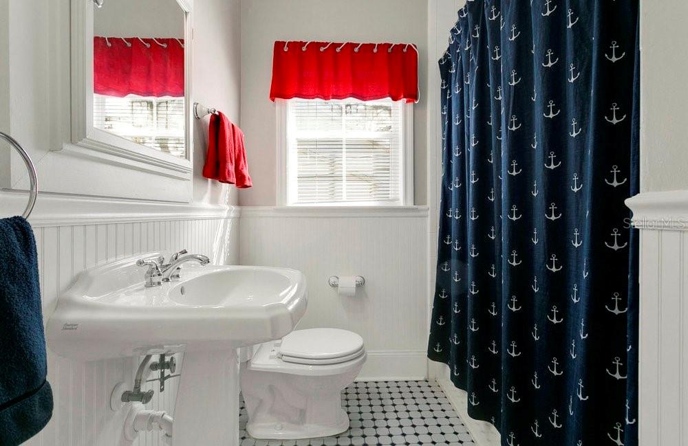 SHADY LANE TERRACE - Residential