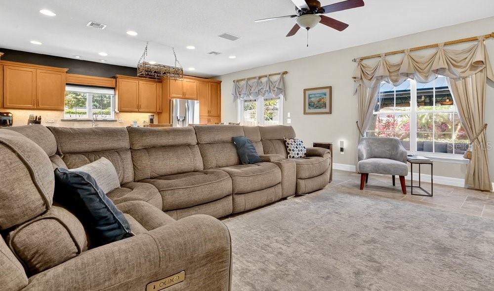 SHADY LANE TERRACE - Residential