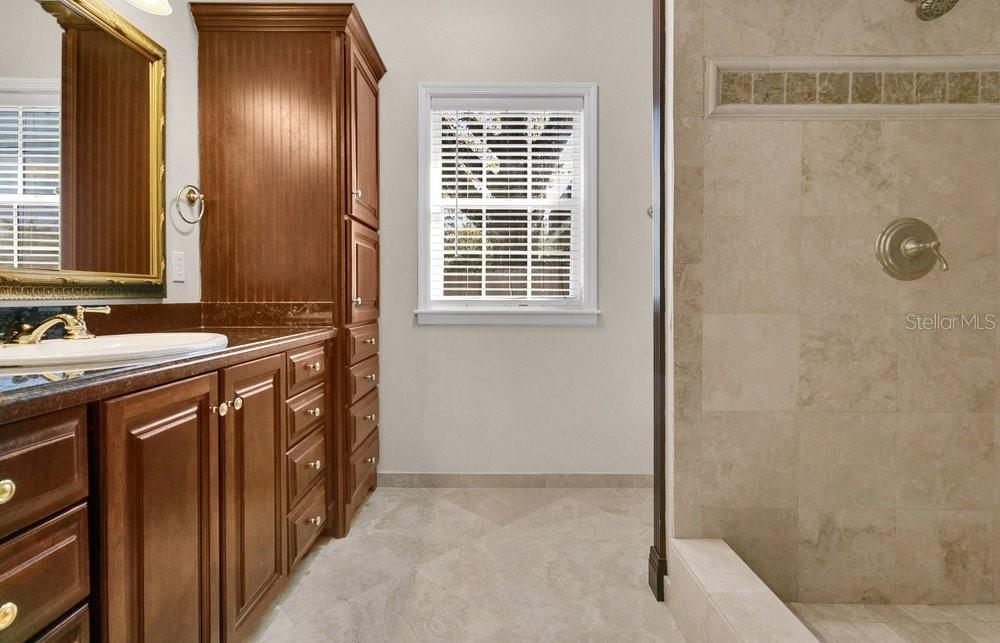 SHADY LANE TERRACE - Residential