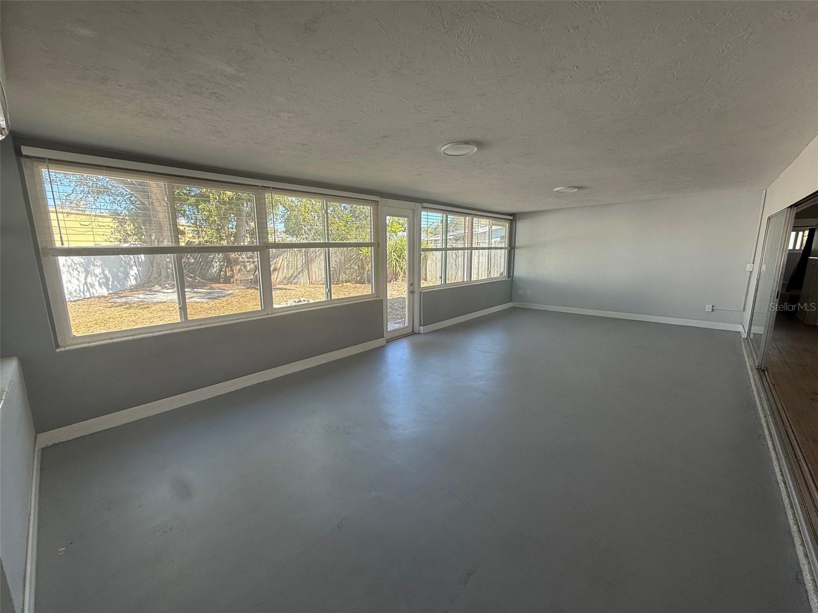 DENHAM ACRES - Residential