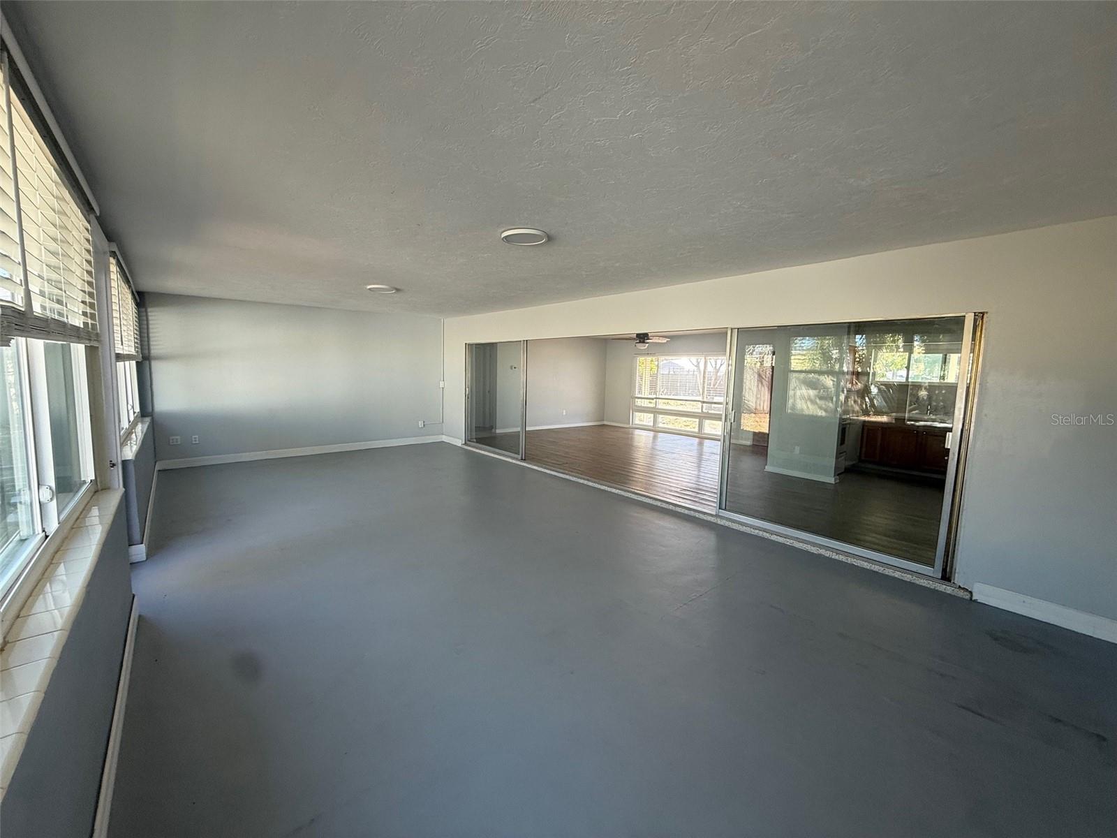 DENHAM ACRES - Residential