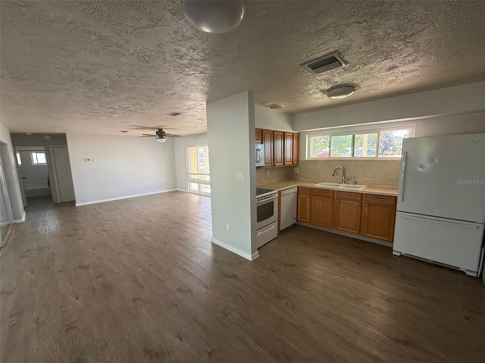 DENHAM ACRES - Residential