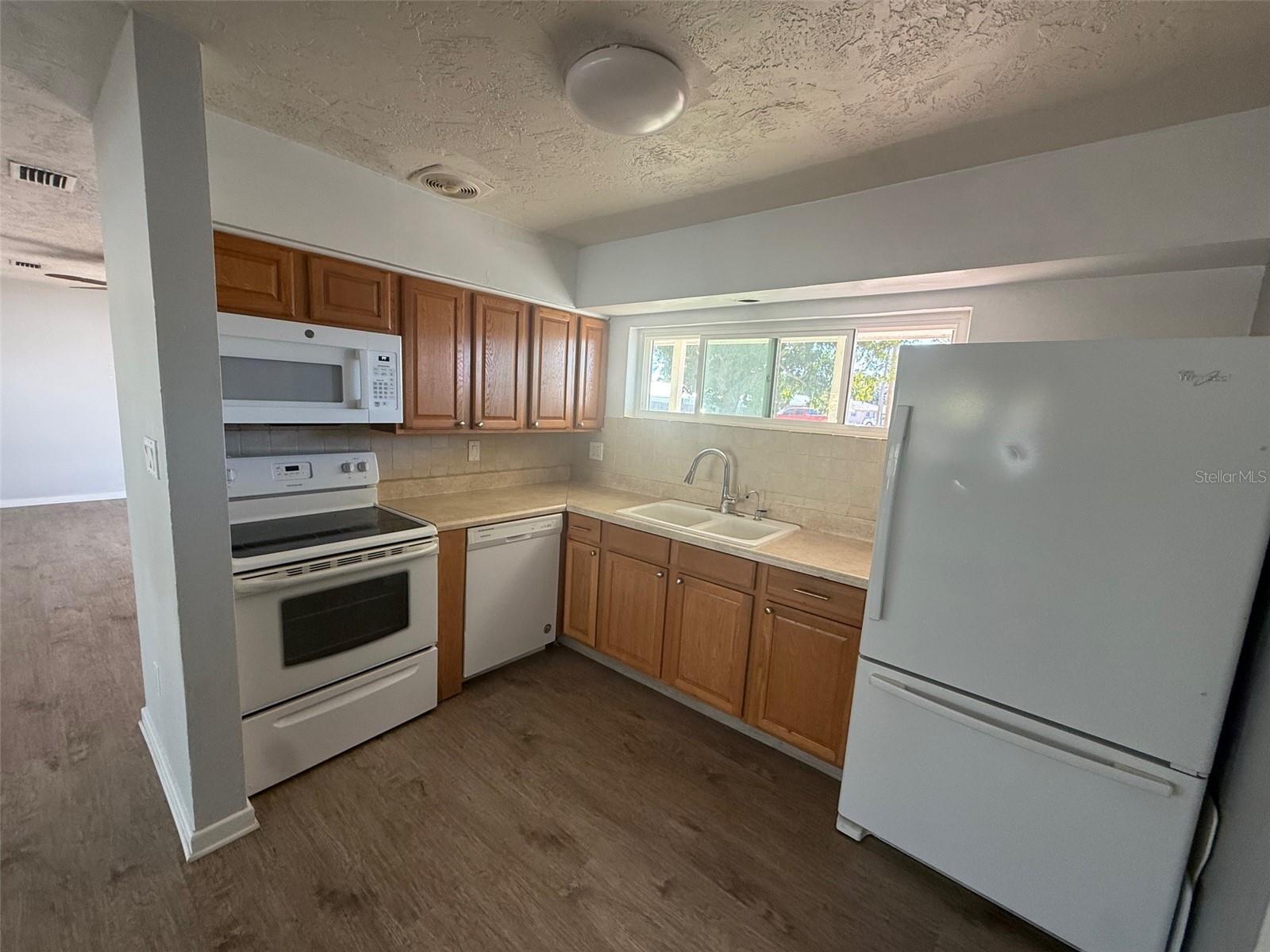 DENHAM ACRES - Residential