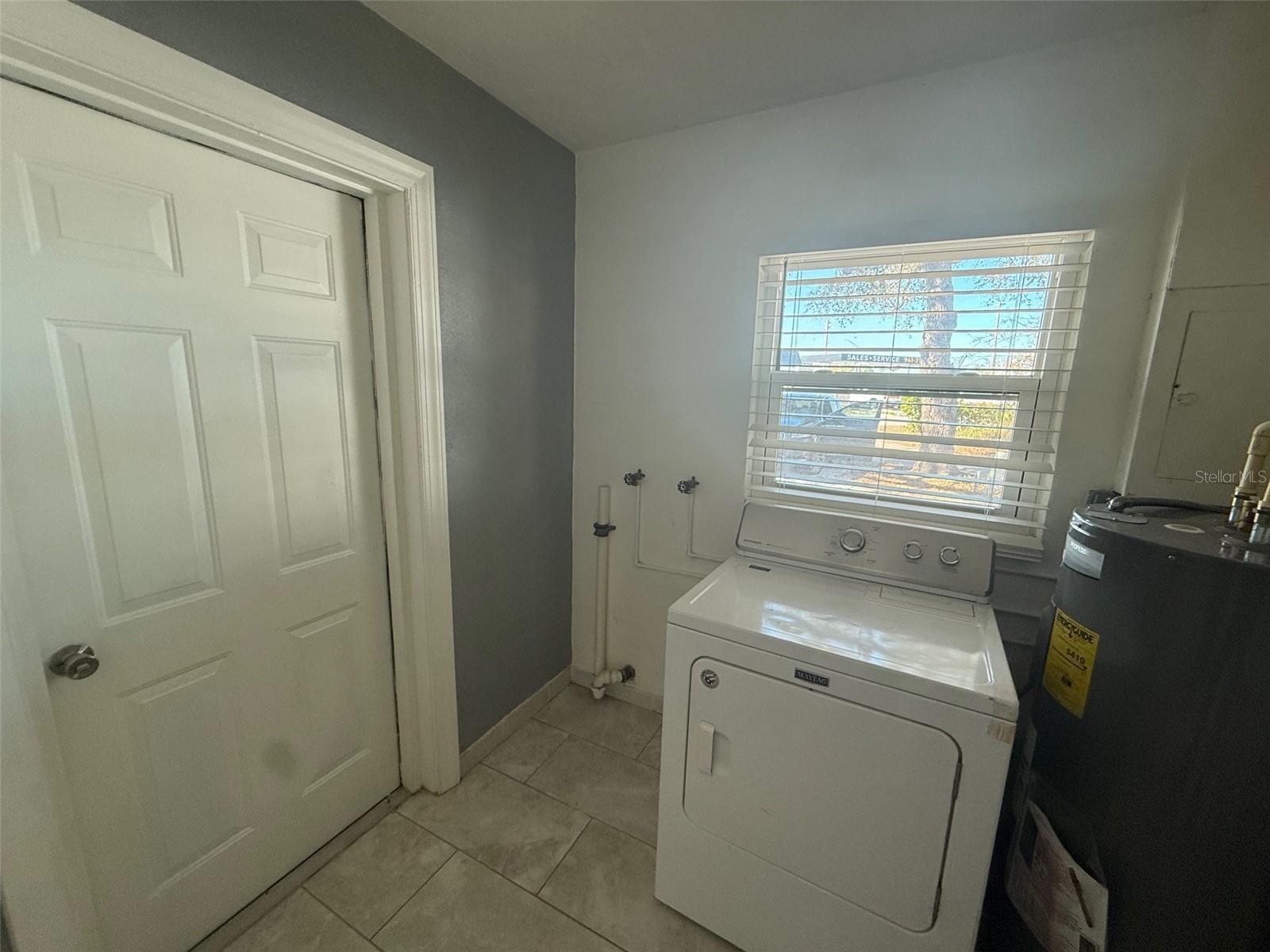 DENHAM ACRES - Residential