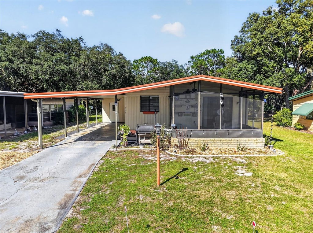 Photo of 2005 Stacey Dr, Mount Dora, FL 32757 (MLS # G5119395)