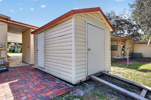 Tiny photo for 2005 Stacey Dr, Mount Dora, FL 32757 (MLS # G5119395)