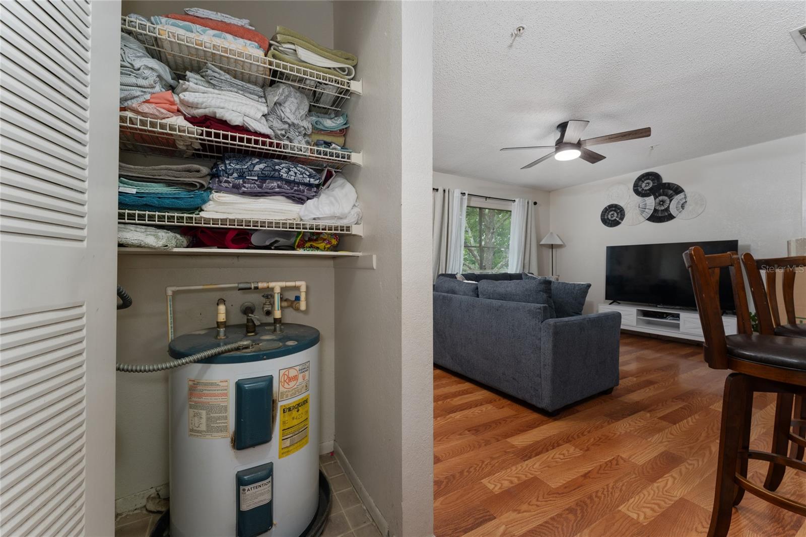 LANDING A CONDO - Residential