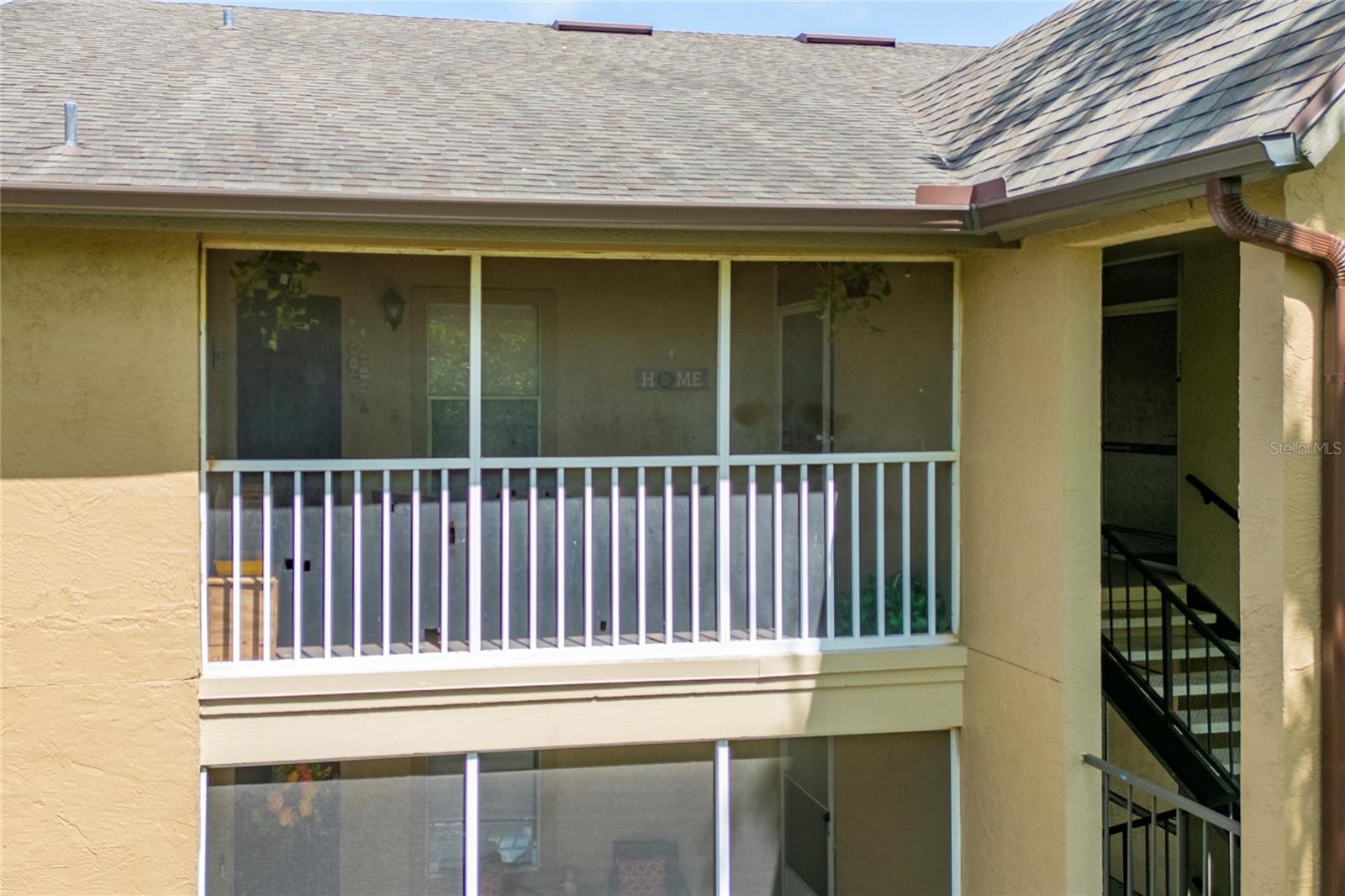 LANDING A CONDO - Residential