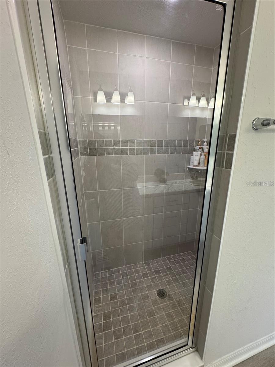 CROSSINGS PH 1 REP - Residential Lease