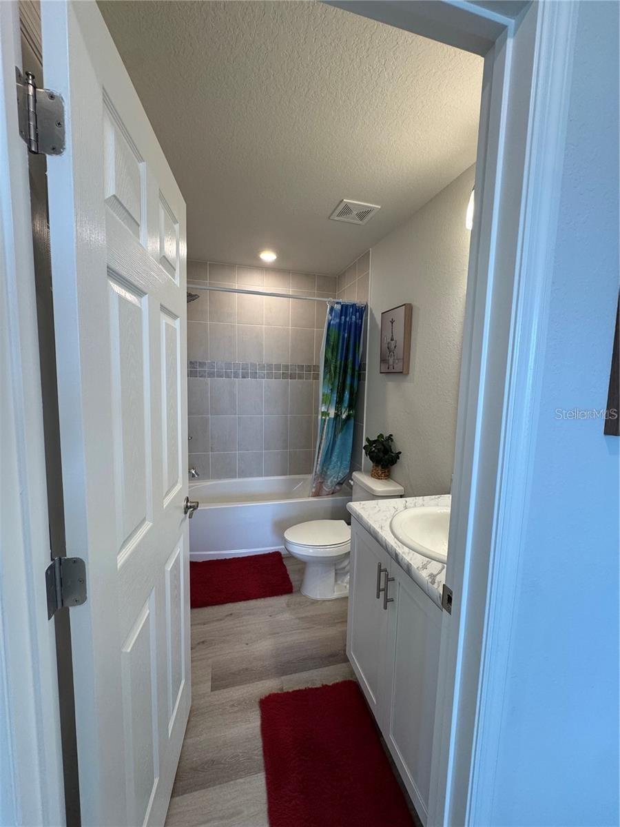 CROSSINGS PH 1 REP - Residential Lease