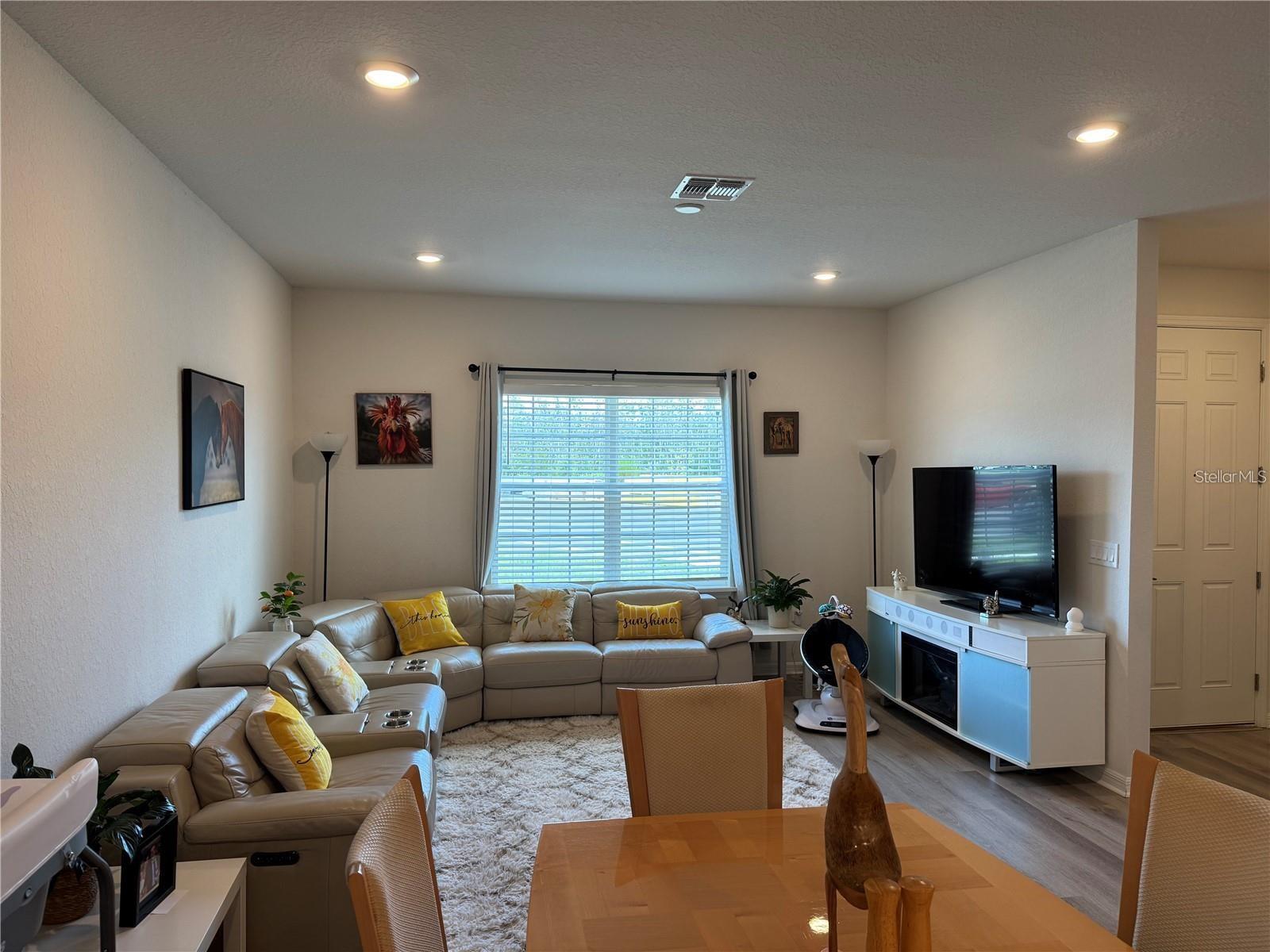 CROSSINGS PH 1 REP - Residential Lease