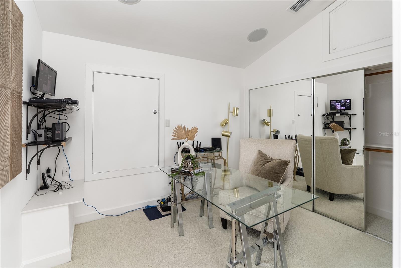 NORTH POINT HARBOUR UNIT ONE - Residential