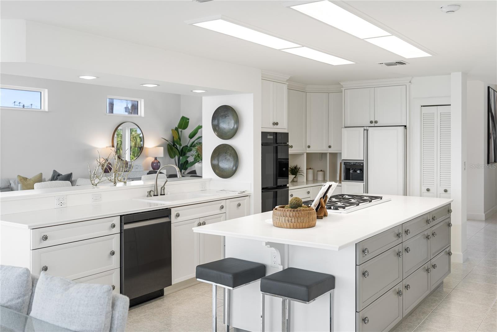 NORTH POINT HARBOUR UNIT ONE - Residential