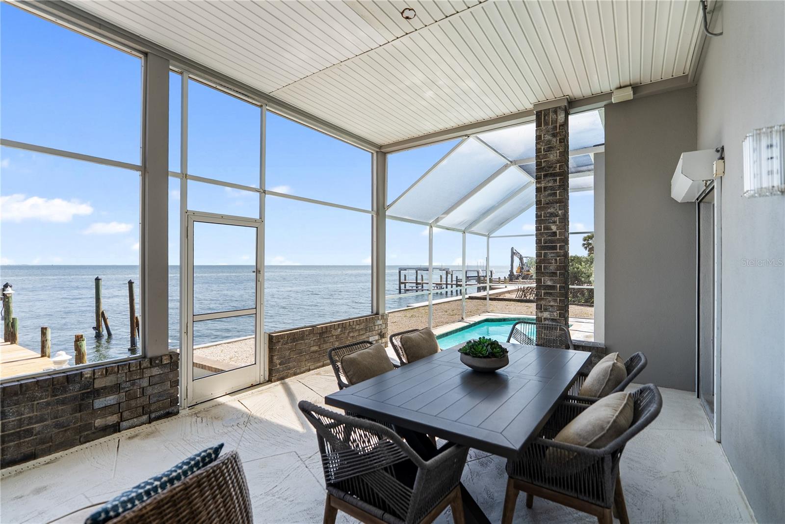 NORTH POINT HARBOUR UNIT ONE - Residential