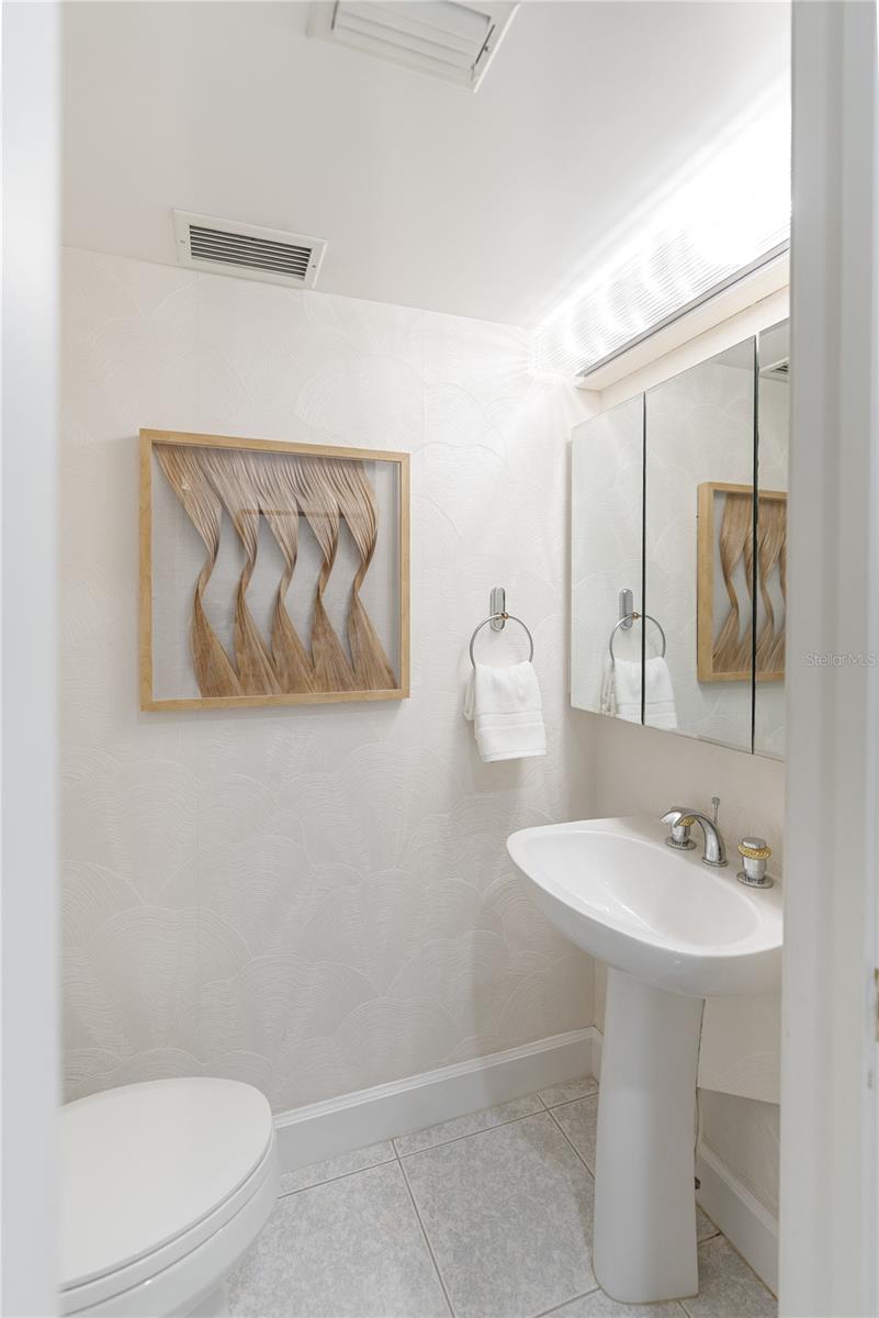 NORTH POINT HARBOUR UNIT ONE - Residential