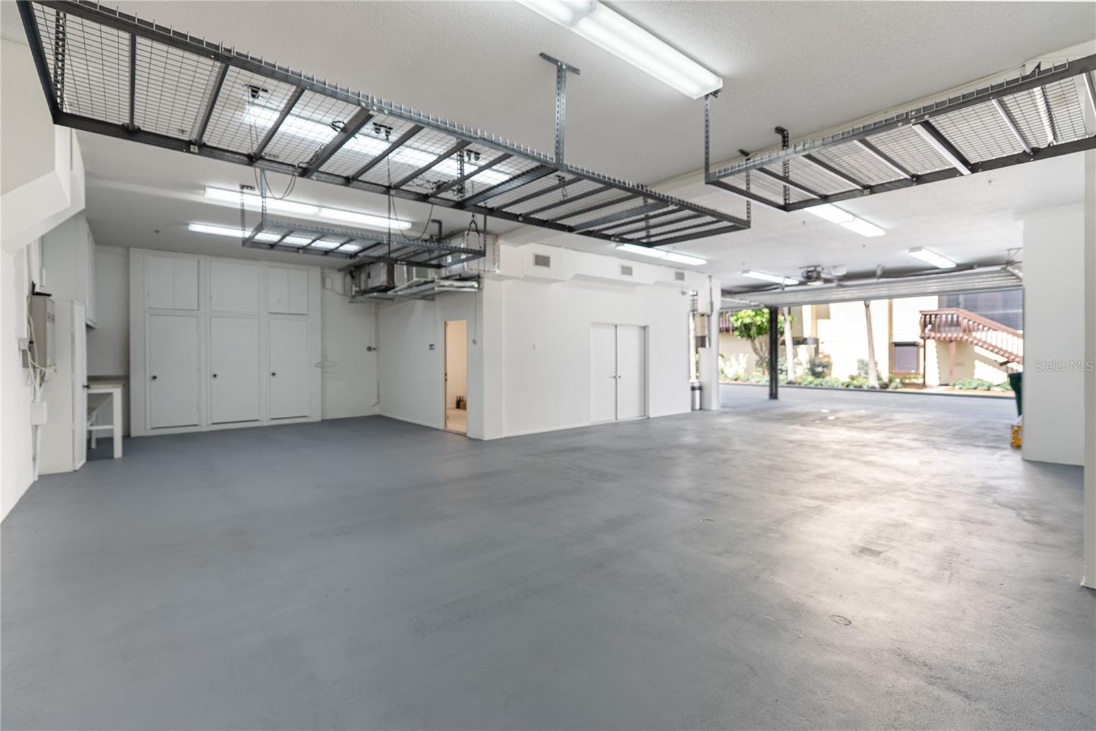 NORTH POINT HARBOUR UNIT ONE - Residential