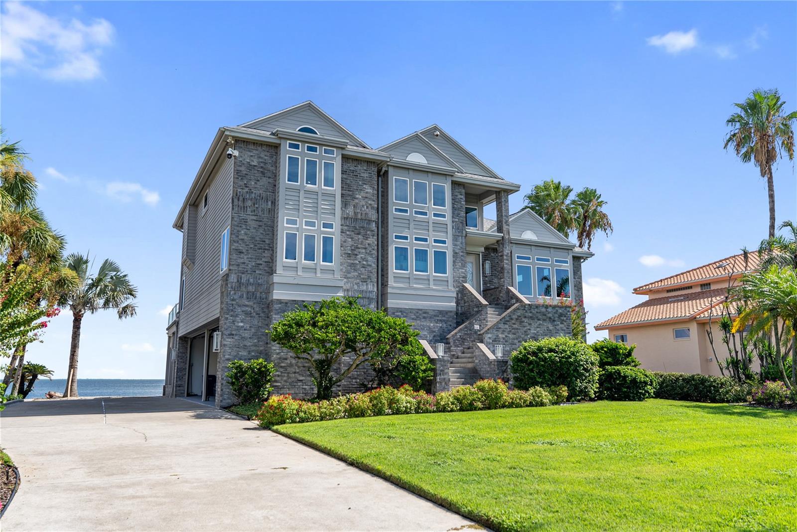 NORTH POINT HARBOUR UNIT ONE - Residential