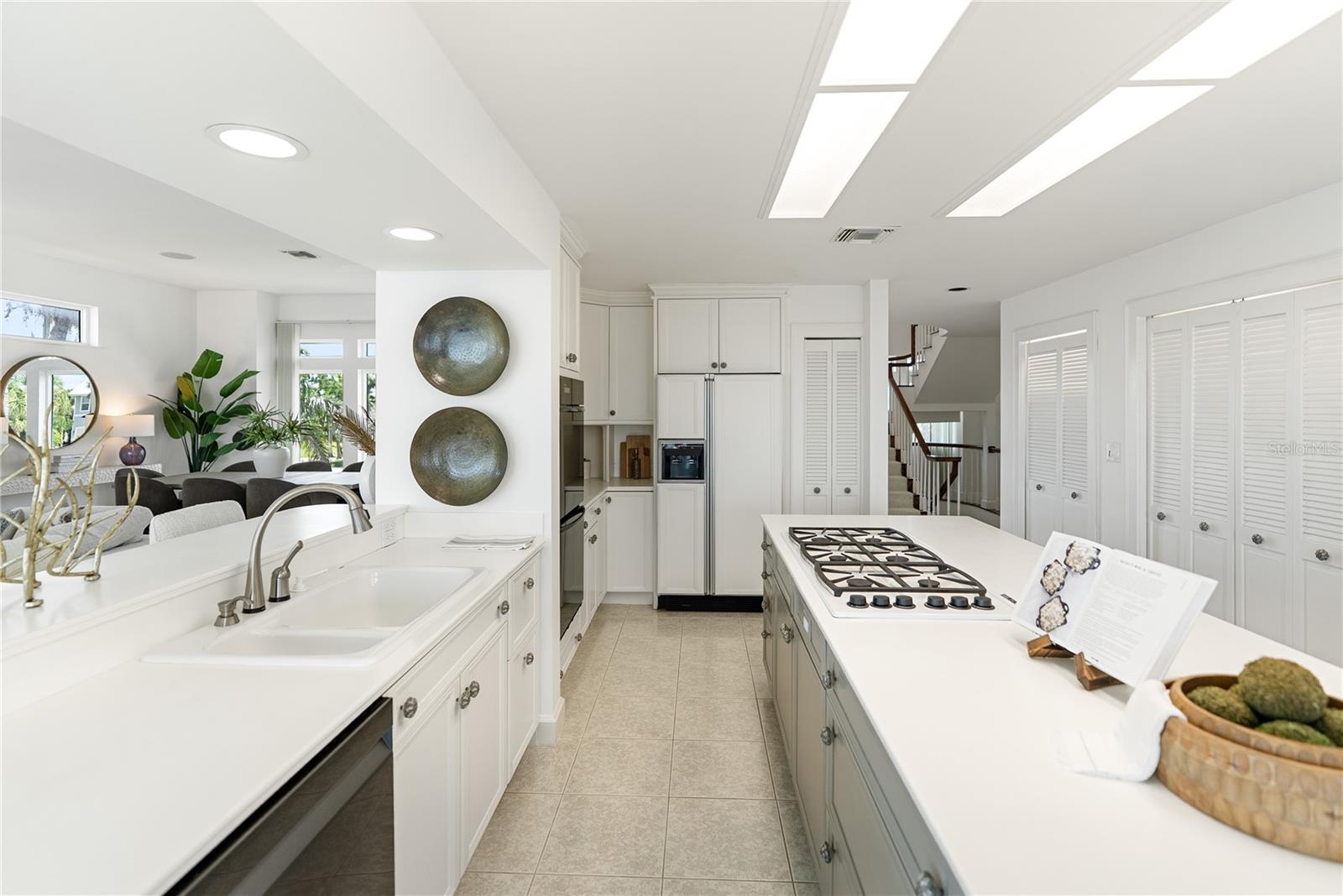 NORTH POINT HARBOUR UNIT ONE - Residential