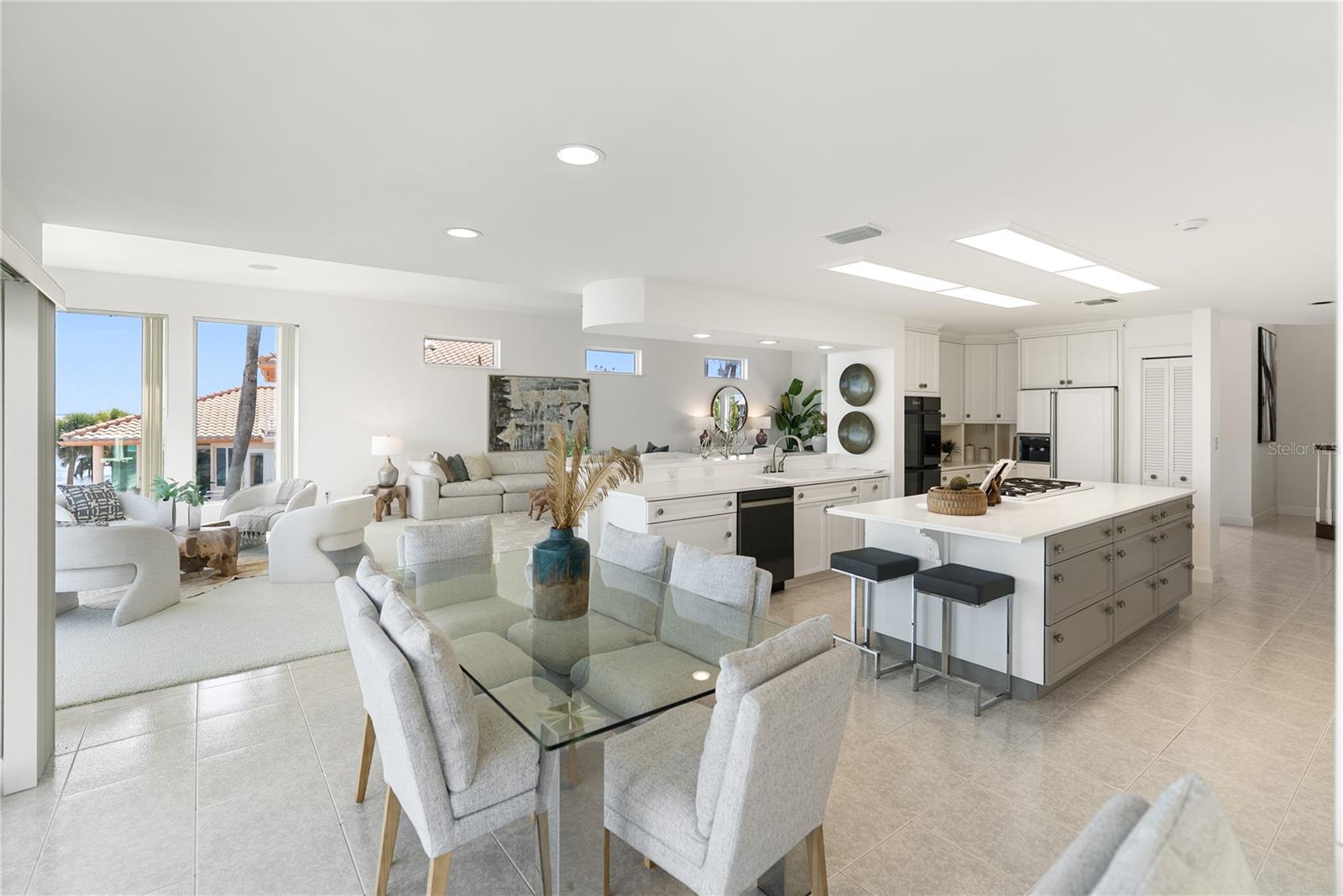 NORTH POINT HARBOUR UNIT ONE - Residential