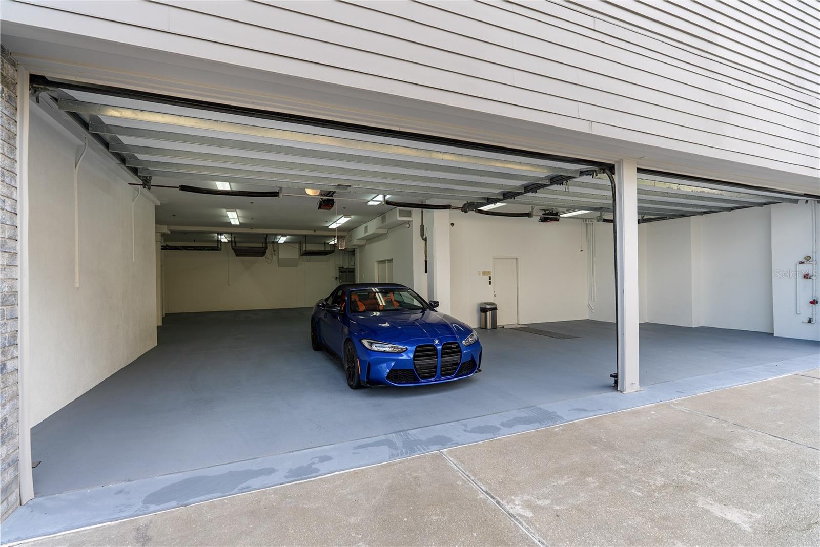 NORTH POINT HARBOUR UNIT ONE - Residential