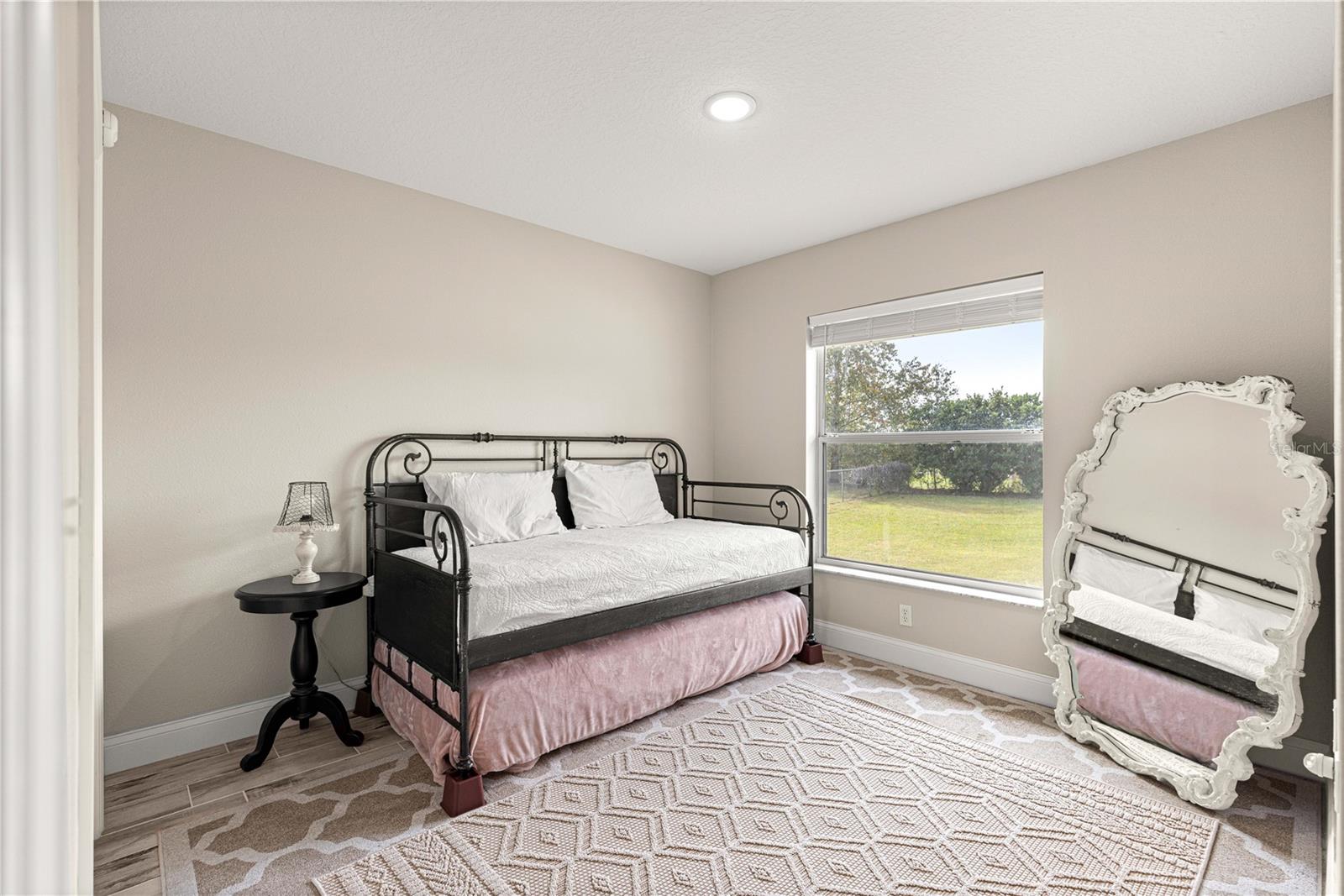 FAIRWAYS/ROLLING HILLS - Residential