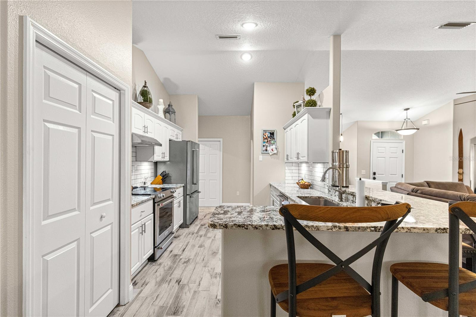 FAIRWAYS/ROLLING HILLS - Residential