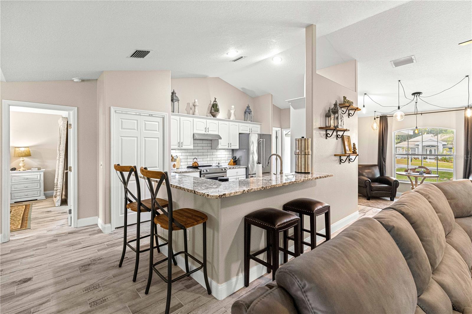 FAIRWAYS/ROLLING HILLS - Residential