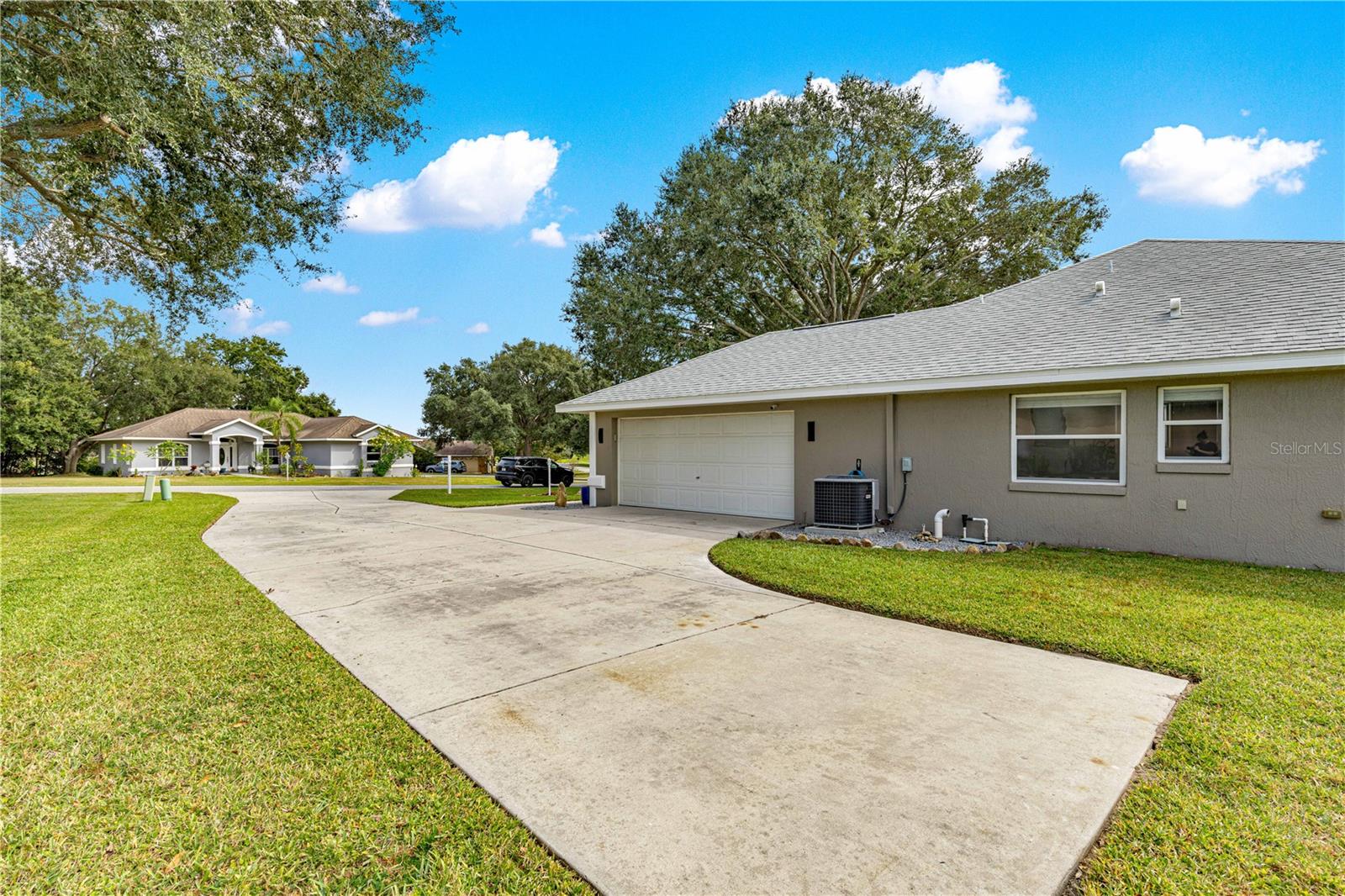 FAIRWAYS/ROLLING HILLS - Residential