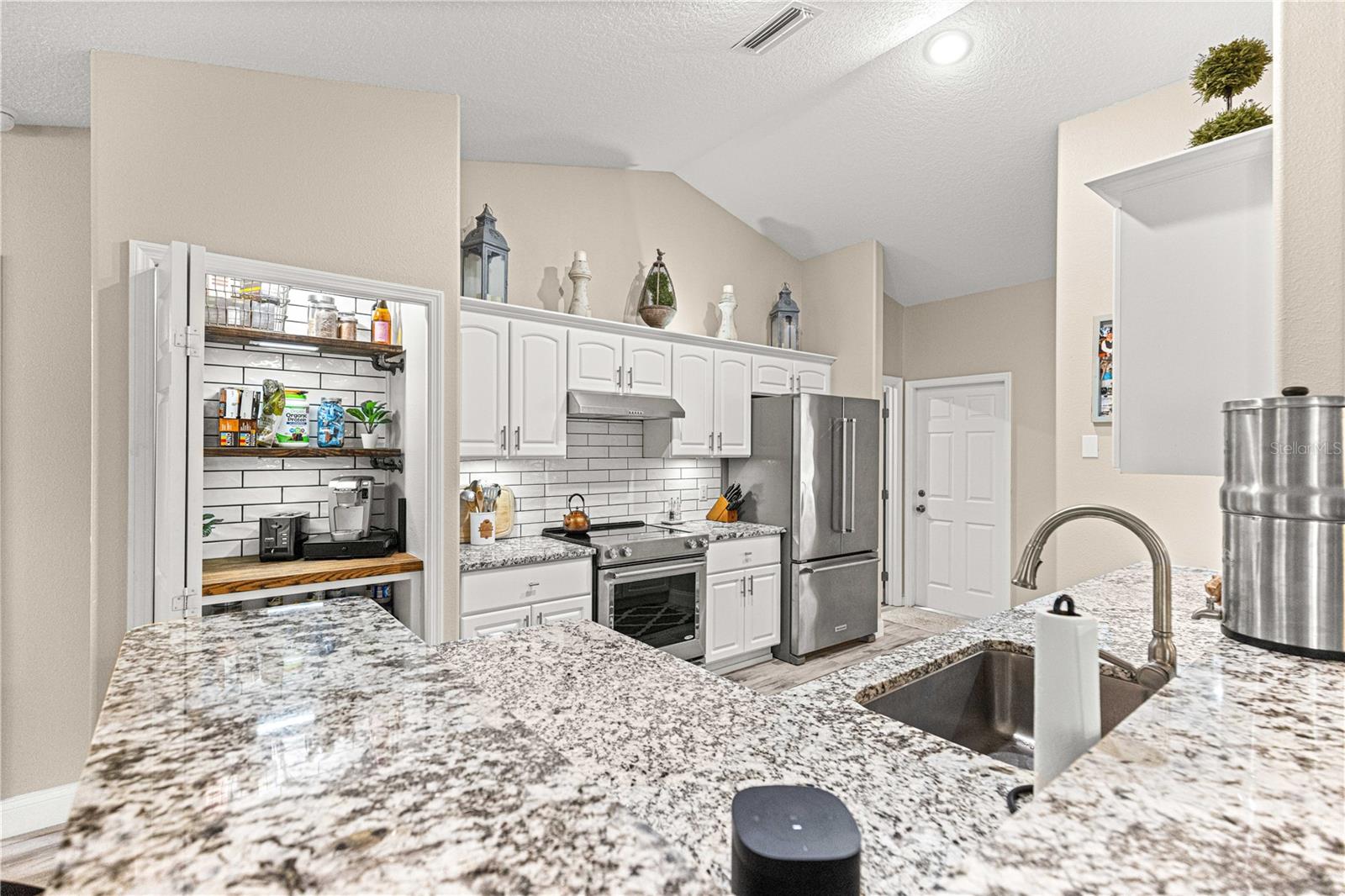 FAIRWAYS/ROLLING HILLS - Residential