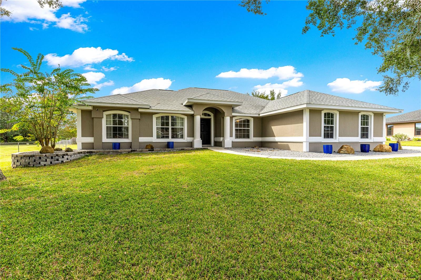 FAIRWAYS/ROLLING HILLS - Residential