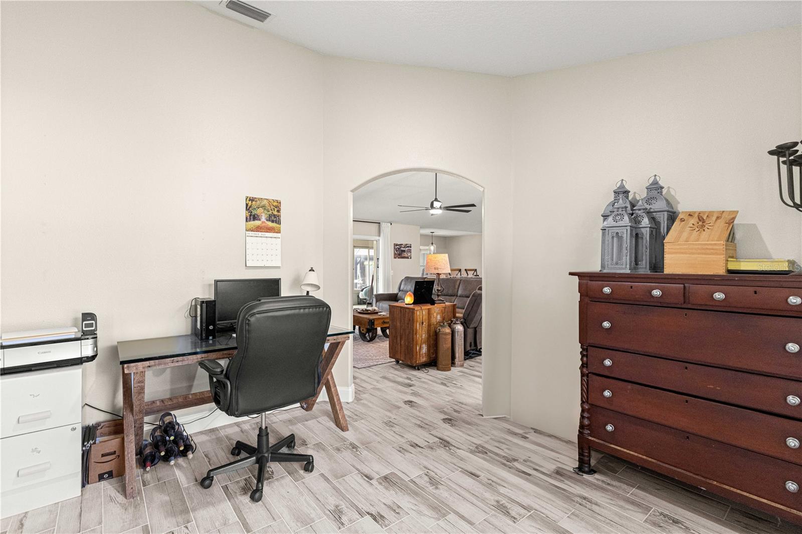 FAIRWAYS/ROLLING HILLS - Residential