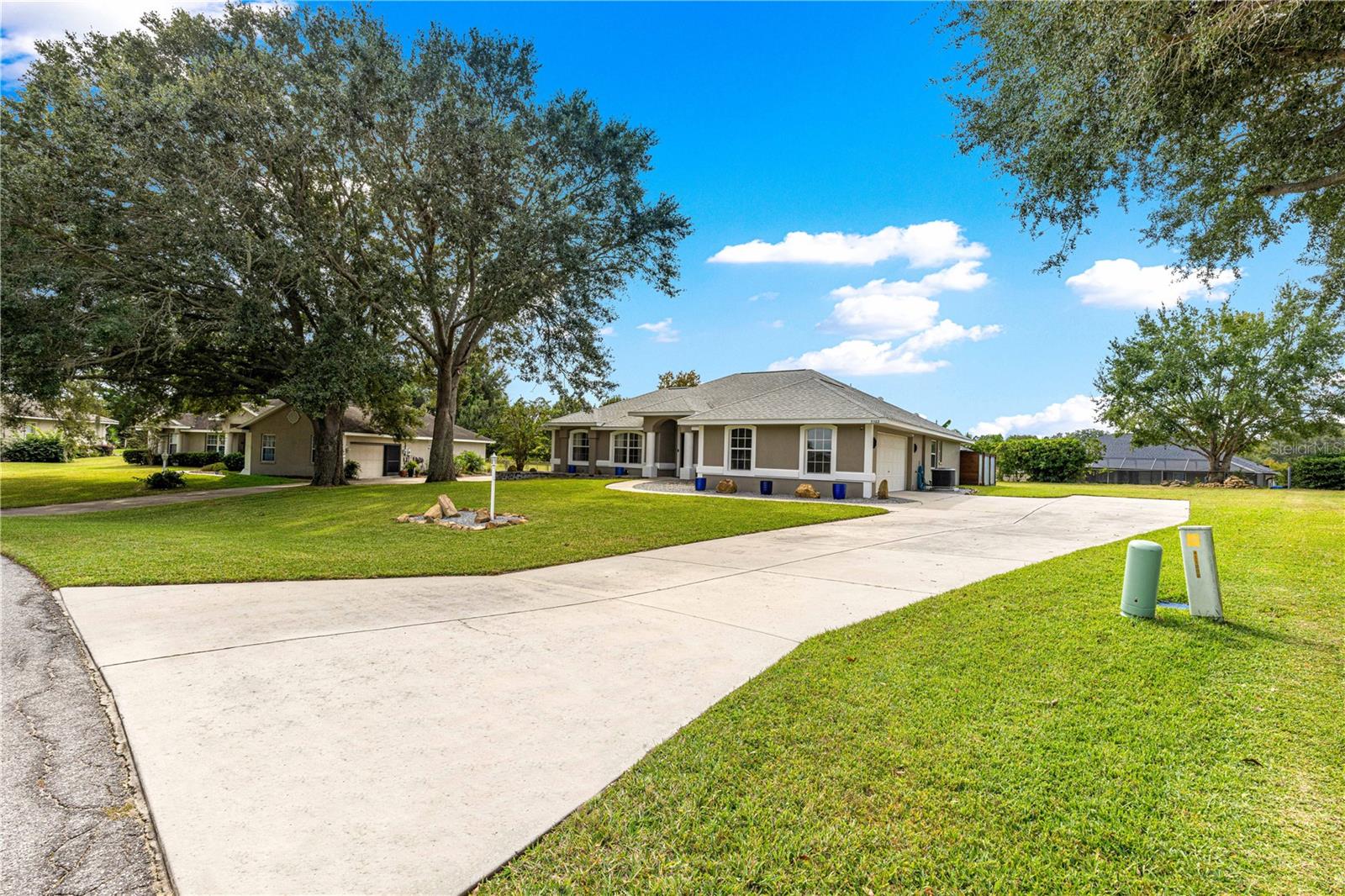 FAIRWAYS/ROLLING HILLS - Residential