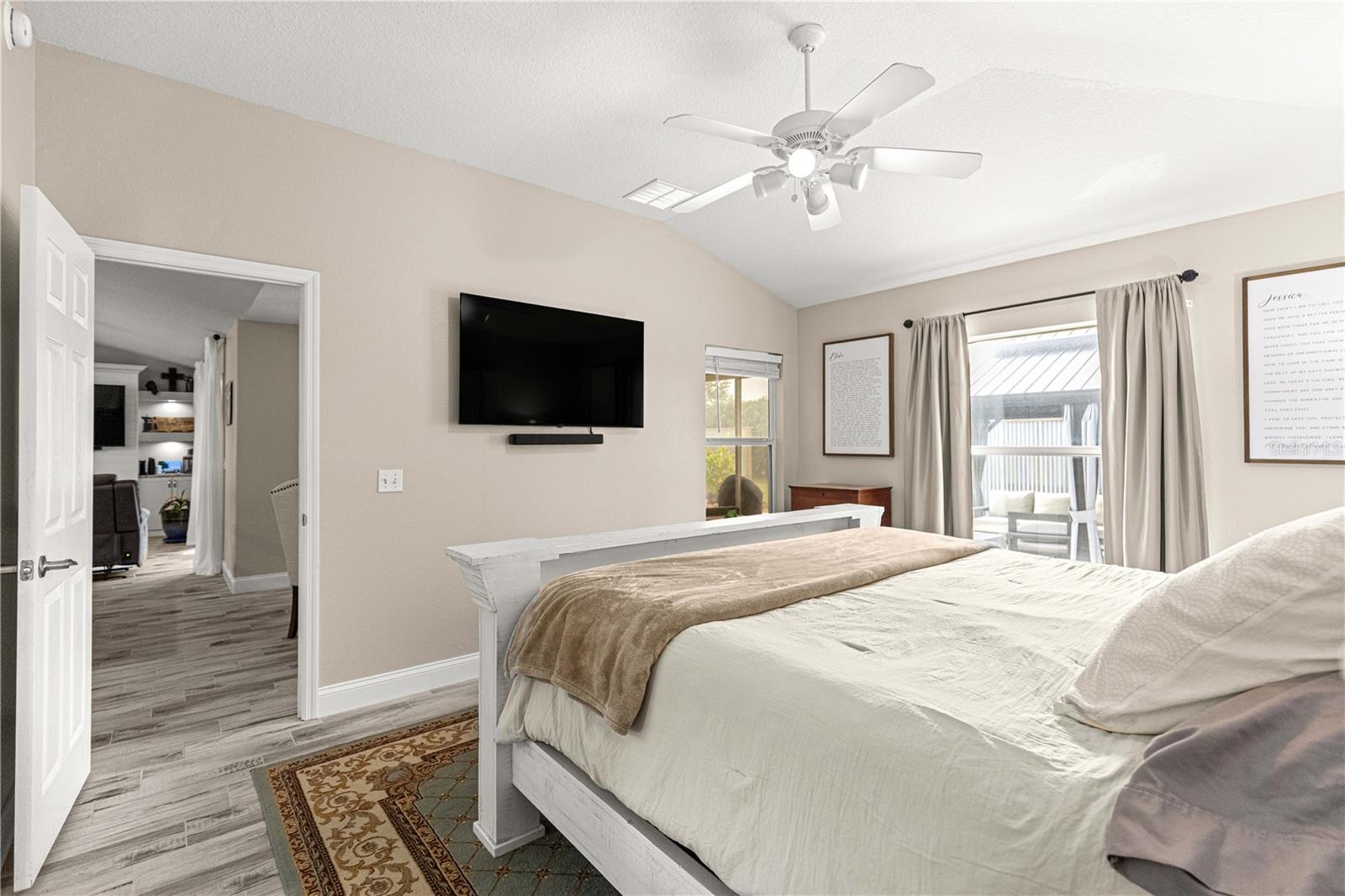 FAIRWAYS/ROLLING HILLS - Residential