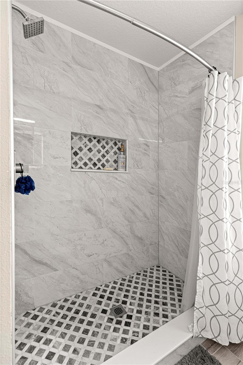 FAIRWAYS/ROLLING HILLS - Residential