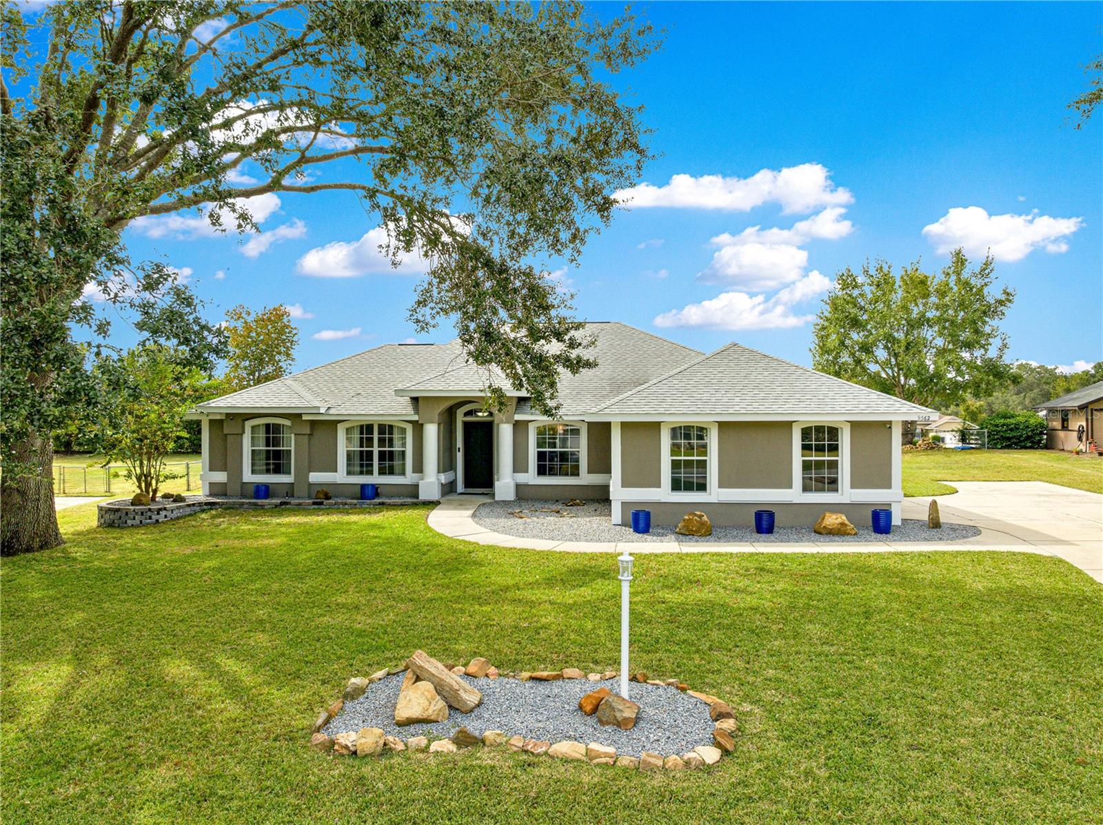 FAIRWAYS/ROLLING HILLS - Residential