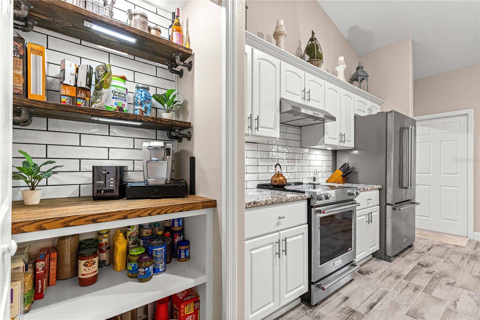 FAIRWAYS/ROLLING HILLS - Residential